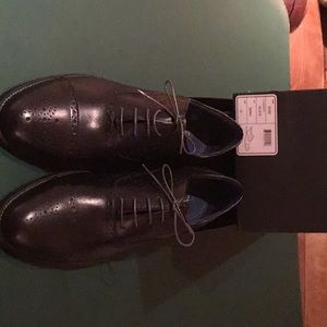 Aston Grey Collection Black Cap-toe Wingtips